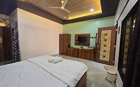 Private Beach - Exotic Sea View Resort